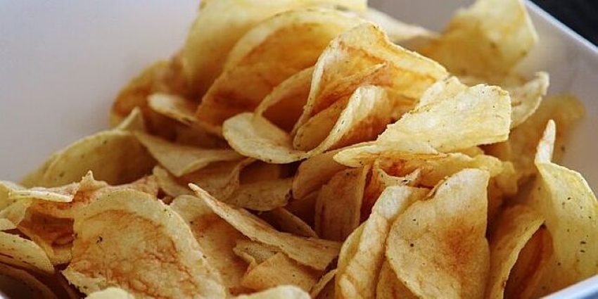 Chips in einer Schüssel