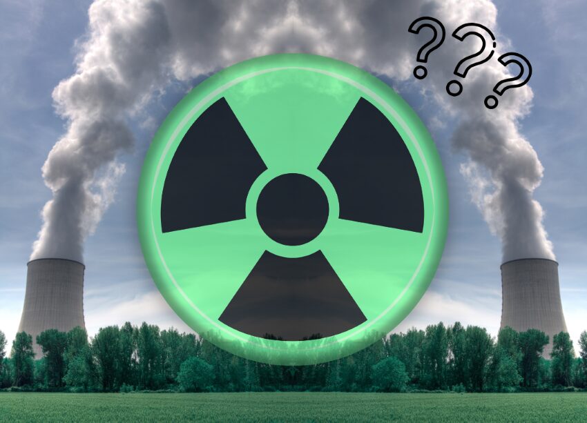 Atomzeichen zwischen zwei aktiven Atomkraftreaktoren